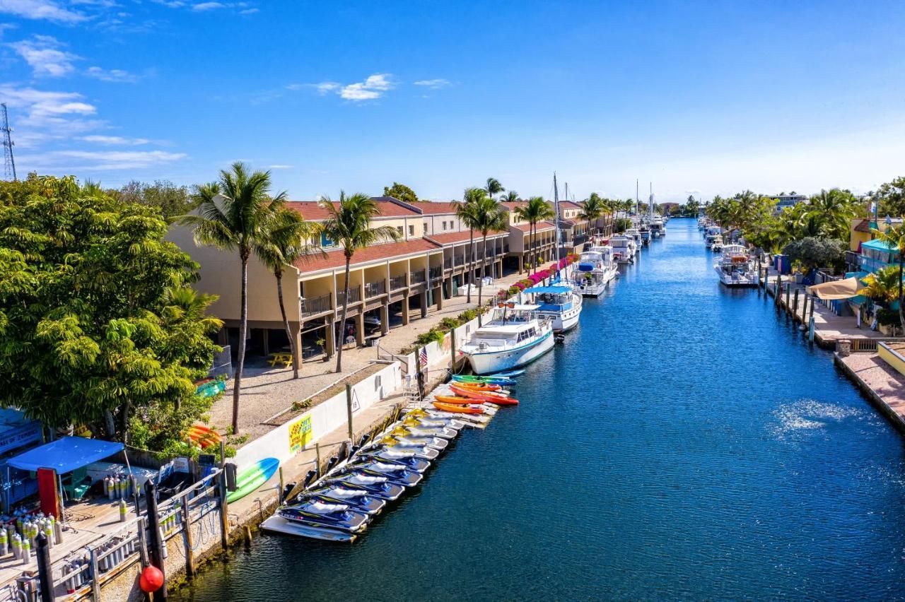 קי לארגו Waterside Suites And Marina מראה חיצוני תמונה